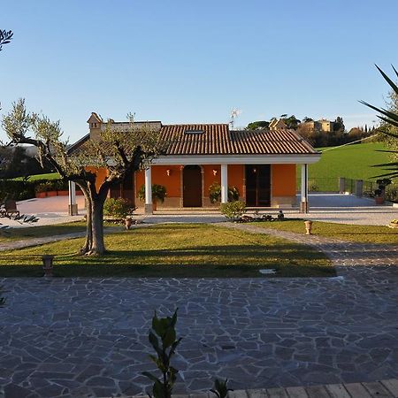 B&B Agrifoglio SantʼElpidio a Mare Eksteriør bilde