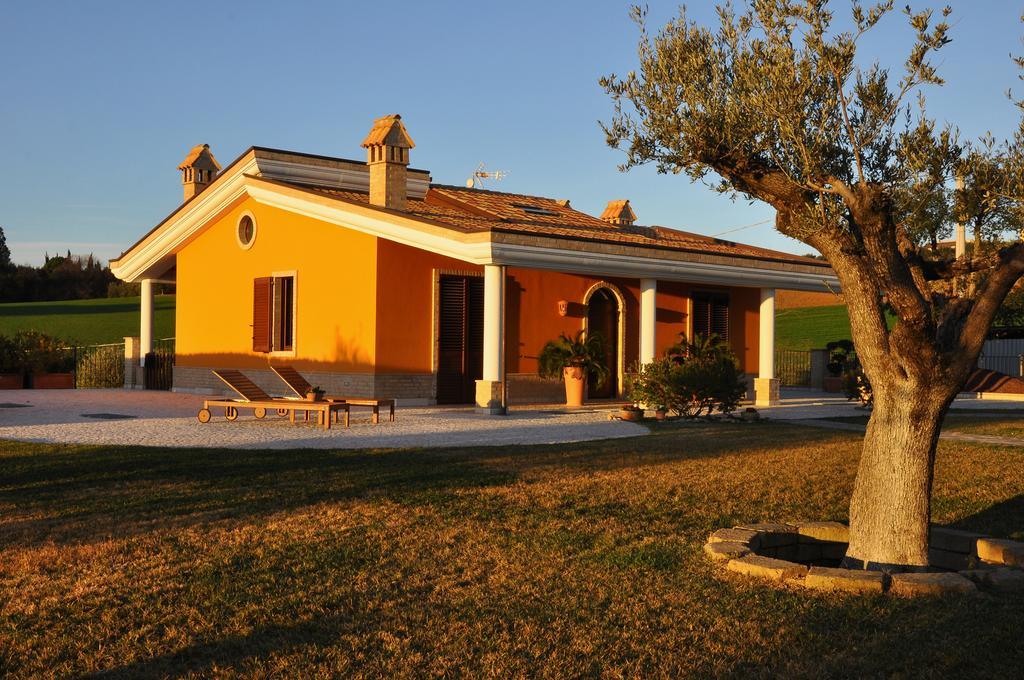 B&B Agrifoglio SantʼElpidio a Mare Eksteriør bilde